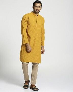 embroidered slim fit kurta with band collar