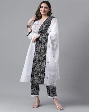 embroidered straight kurta & pants set