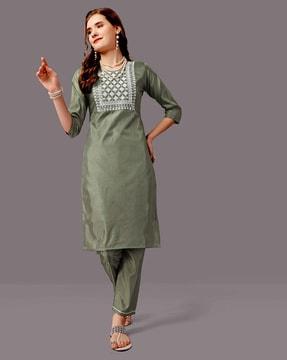 embroidered straight kurta & pyjama with dupatta set