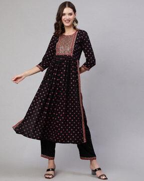 embroidered straight kurta set