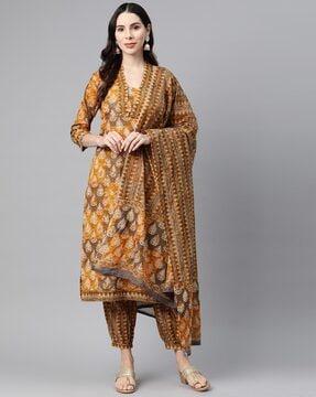 embroidered straight kurta set