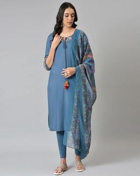 embroidered straight kurta with knitted leggings & printed dupatta