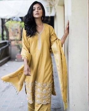 embroidered straight kurta with pants & dupatta