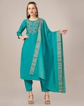 embroidered straight kurta with pants & dupatta