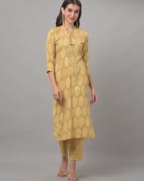 embroidered straight kurta with pants