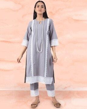 embroidered straight kurta with pants