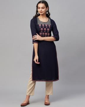 embroidered straight kurta with sequin neckline