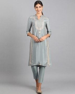 embroidered straight kurta