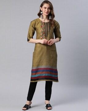 embroidered straight kurta