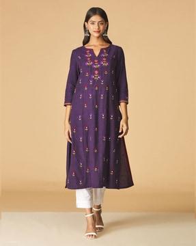 embroidered straight kurta