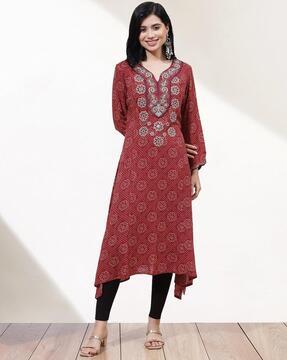 embroidered straight kurta