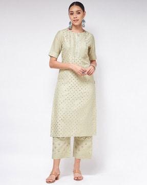 embroidered straight kurta