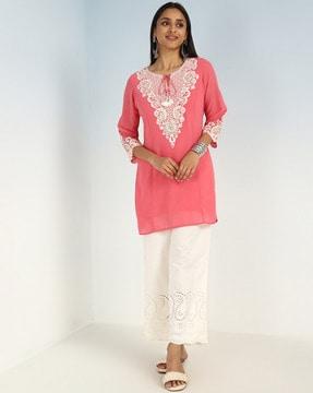 embroidered straight tunic with neck tie-up