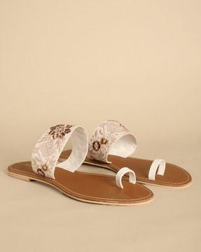 embroidered toe-ring flat sandals