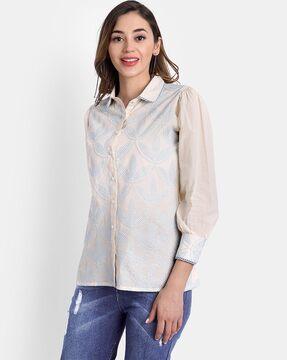 embroidered top with collar-neckline