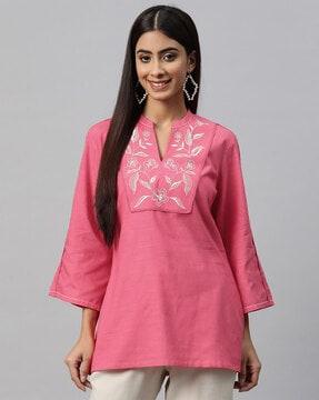 embroidered tunic with mandarin collar