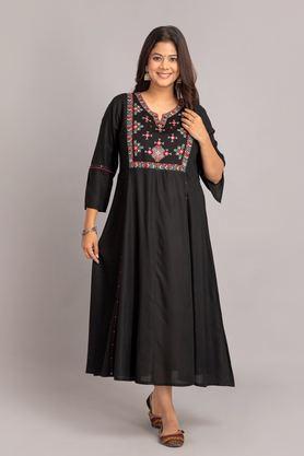 embroidered v-neck rayon women's ankle length dress - black