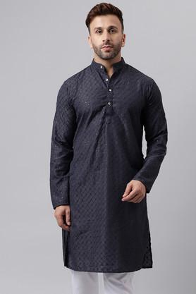 embroidered viscose regular fit men's kurta - black