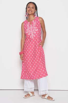 embroidered viscose round neck women's casual wear kurta - pink