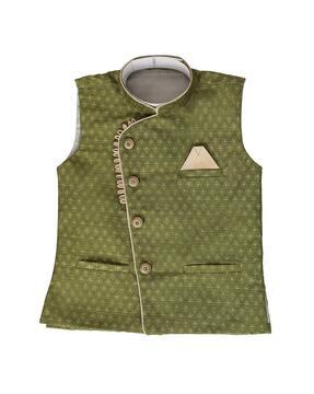 embroidered waistcoat in the welt pockets