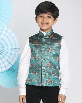 embroidered waistcoat with welt pocket