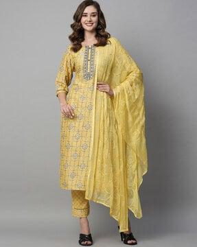 embroidery kurta set