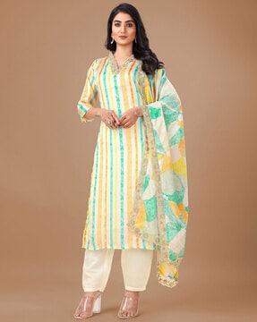 embroidery kurta set