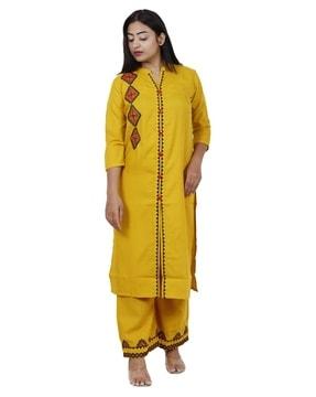 embroidery kurta set