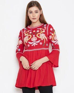 embroidery round-neck tunic