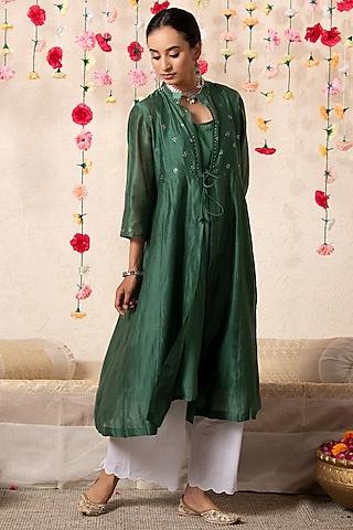 emerald green chanderi embellished cape set