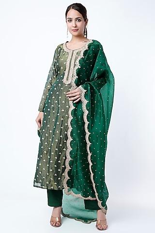 emerald green hand embroidered kurta set