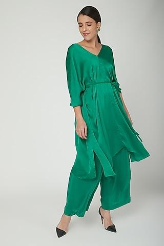 emerald green tunic with trousers & belt