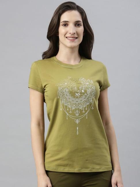 enamor olive cotton graphic print t-shirt