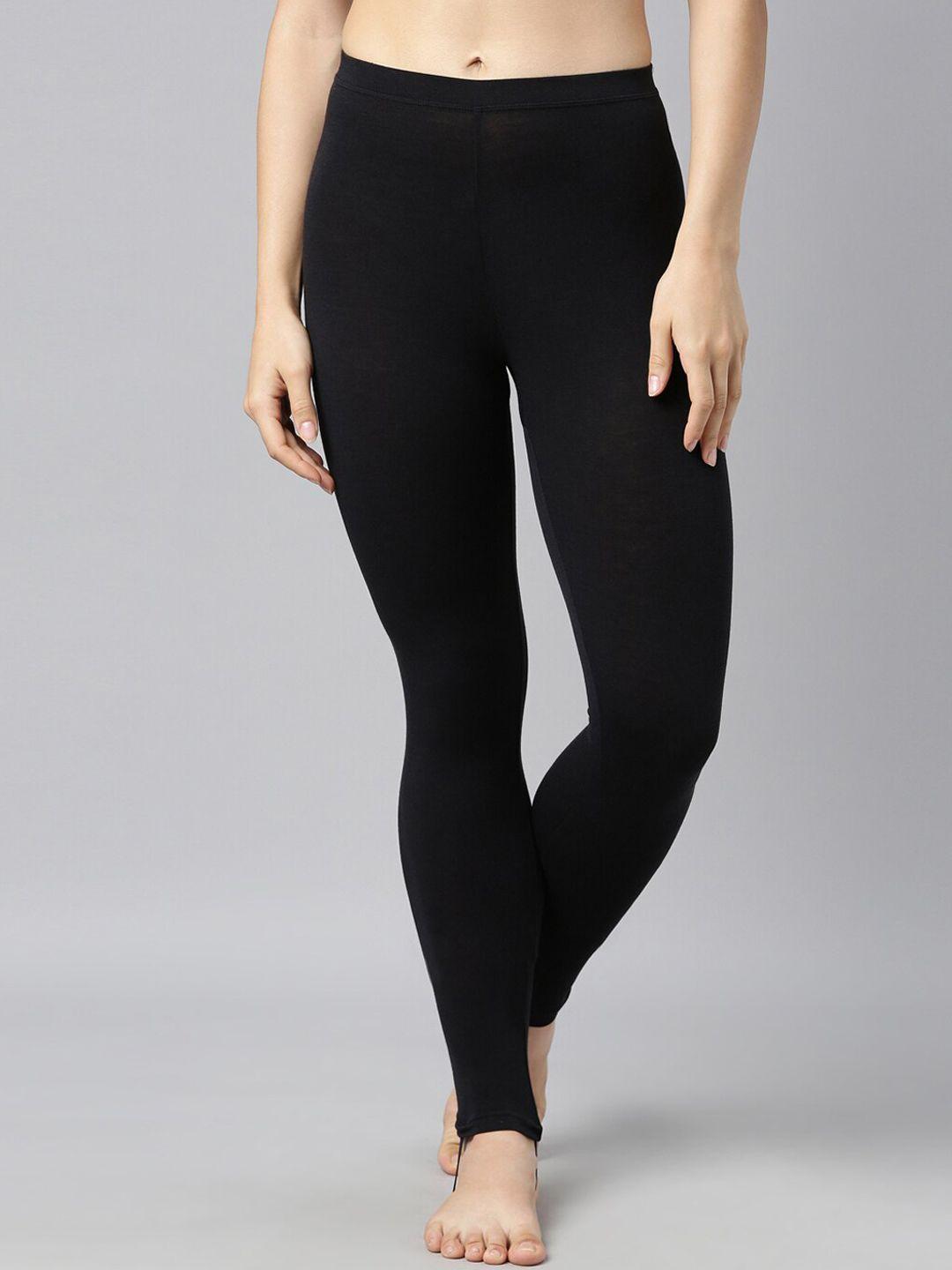 enamor women black solid snug-fit thermal leggings