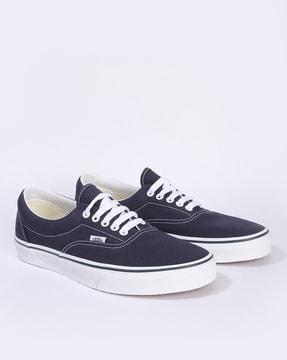 era low-top lace-up sneakers