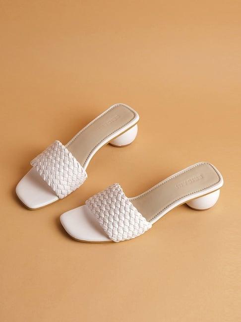 eridani women's baha white casual sandals