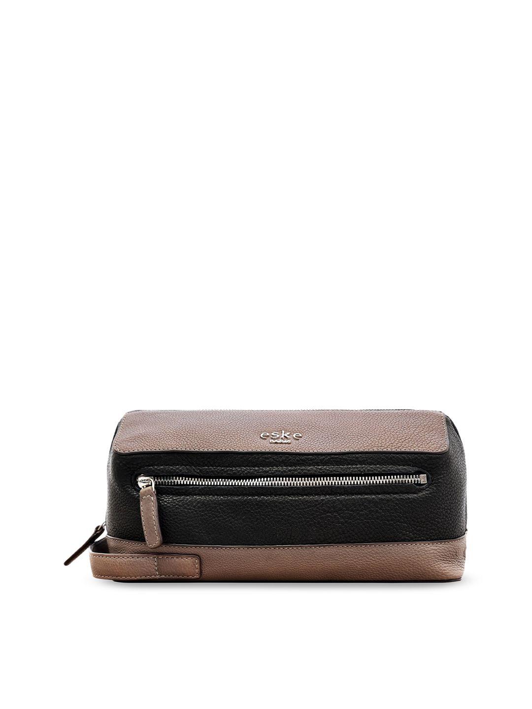 eske beige & black solid travel pouch