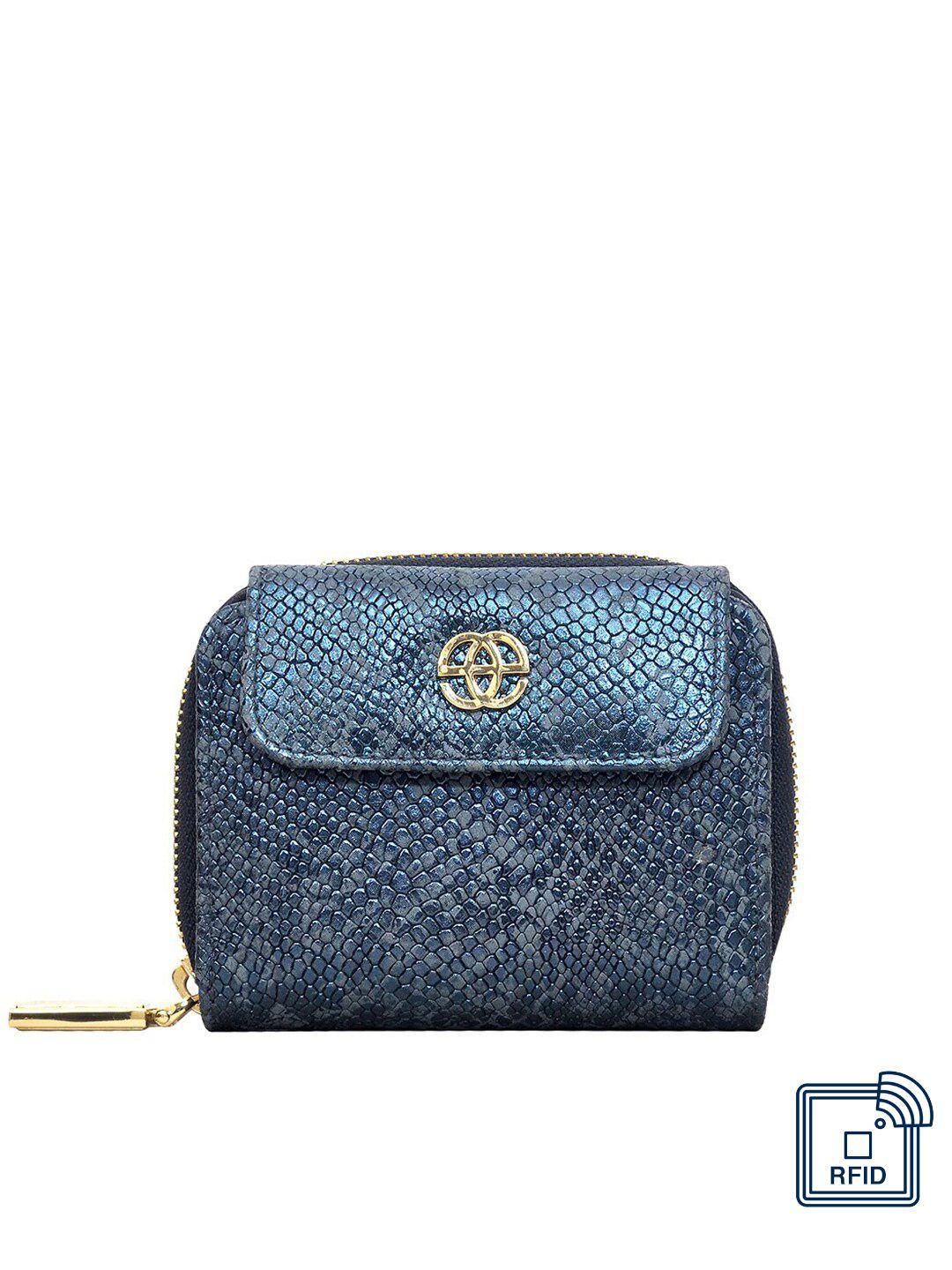 eske women blue textured zip around wallet