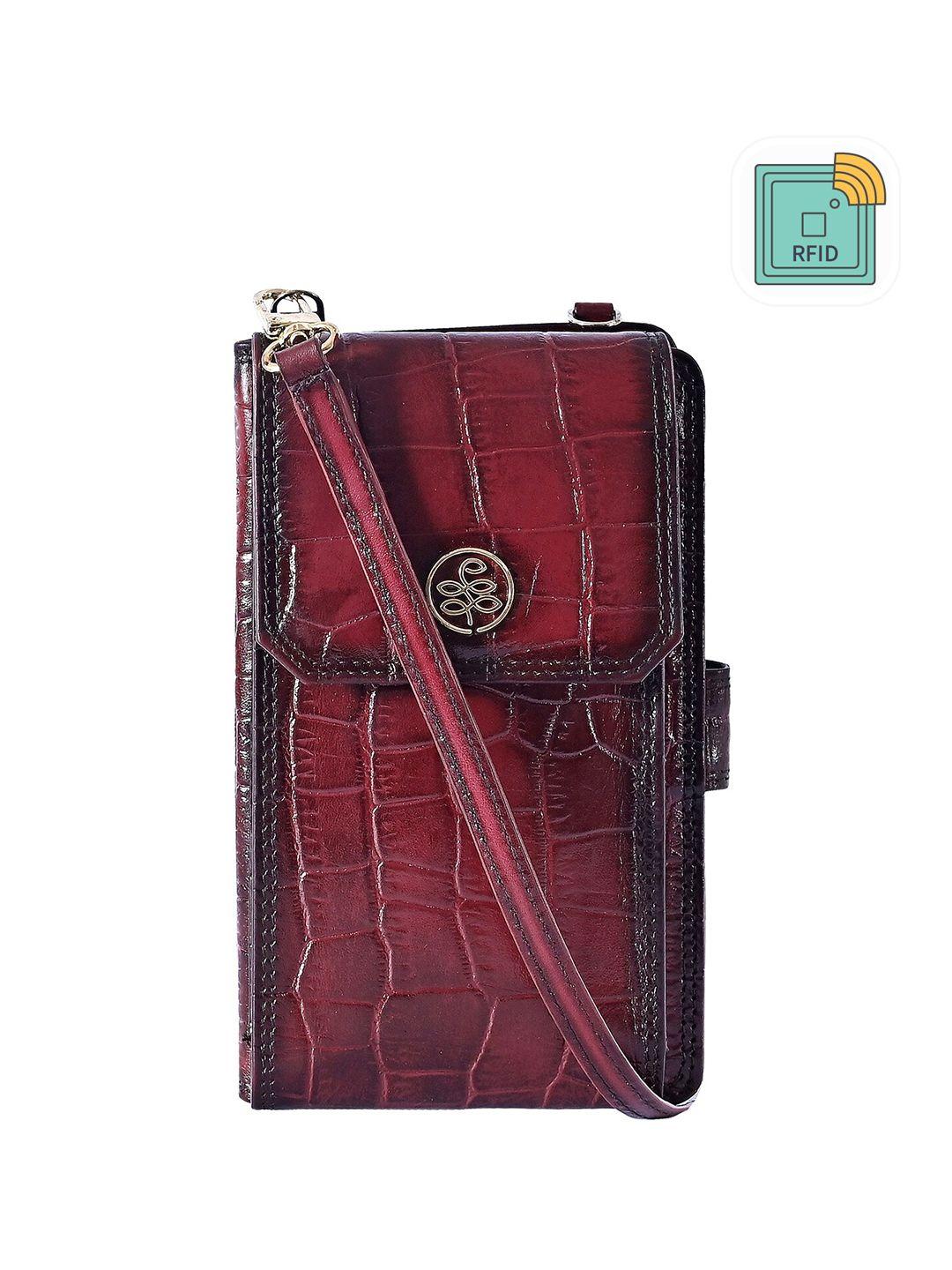 eske women textured zip detail leather two fold wallet