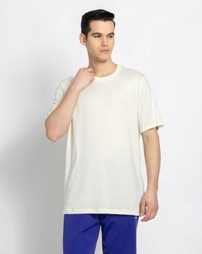 essential tee casual t-shirt