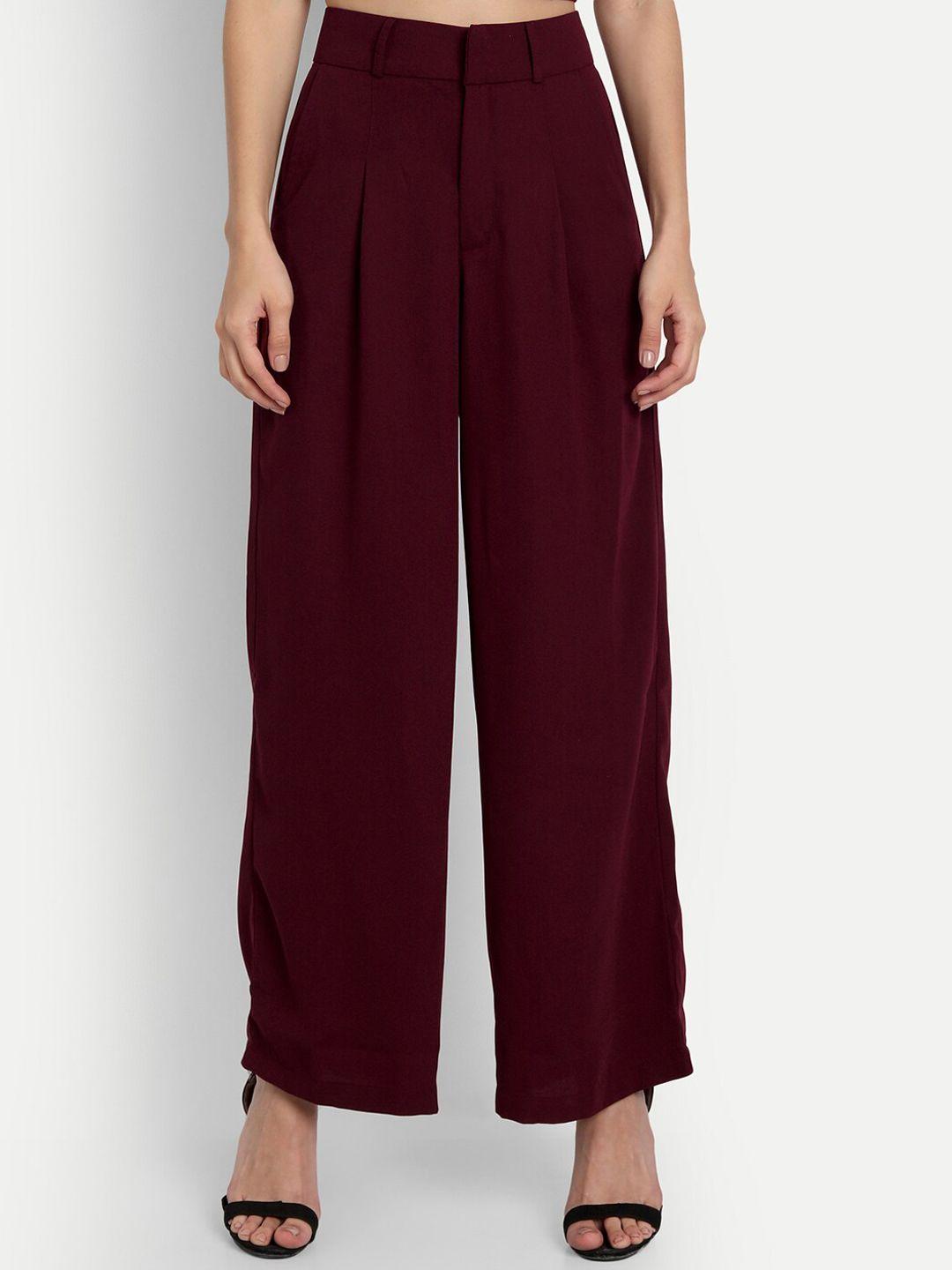 essque women maroon relaxed flared pleated trousers