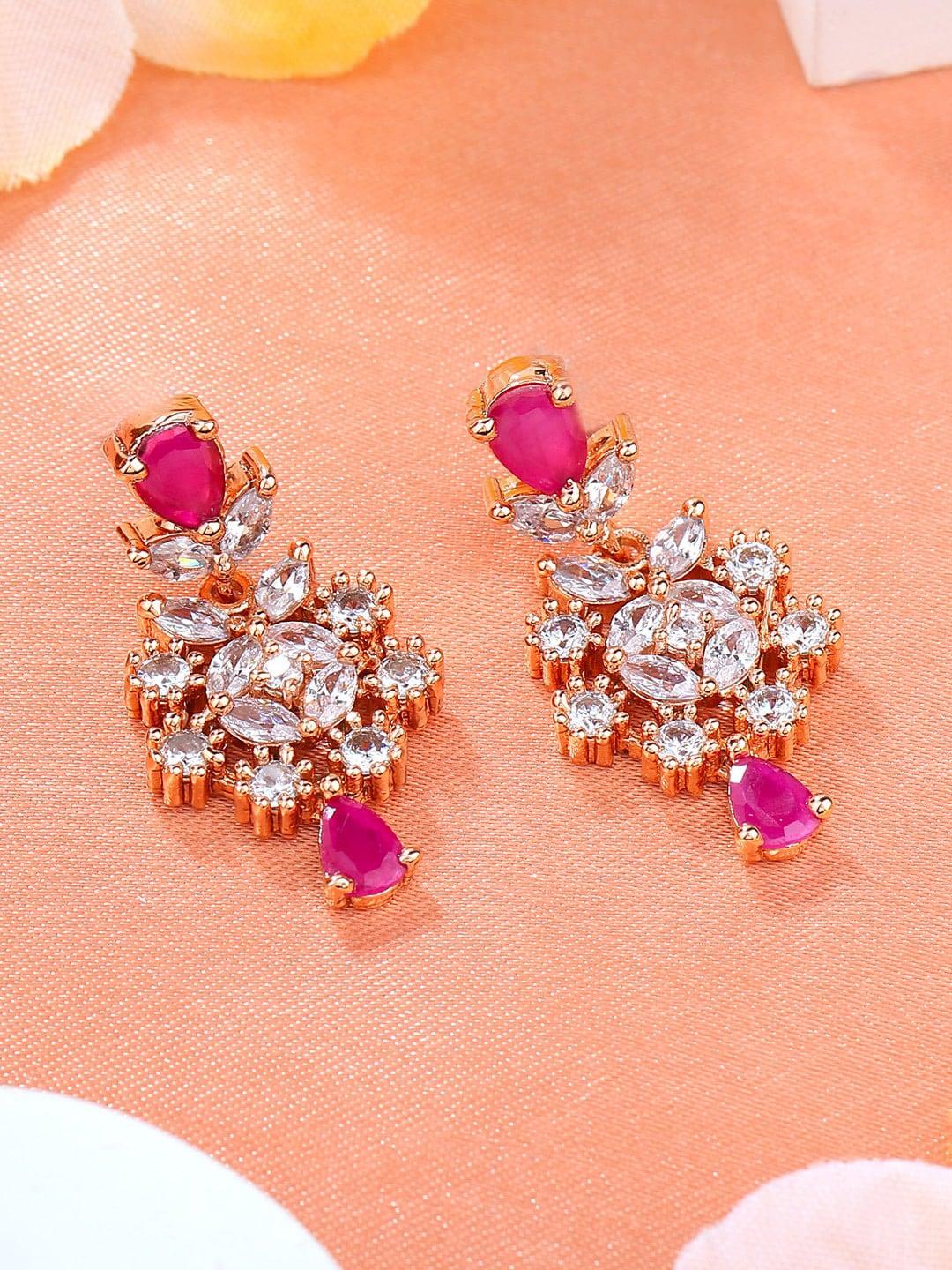 estele floral shaped rose gold-plated studs earrings