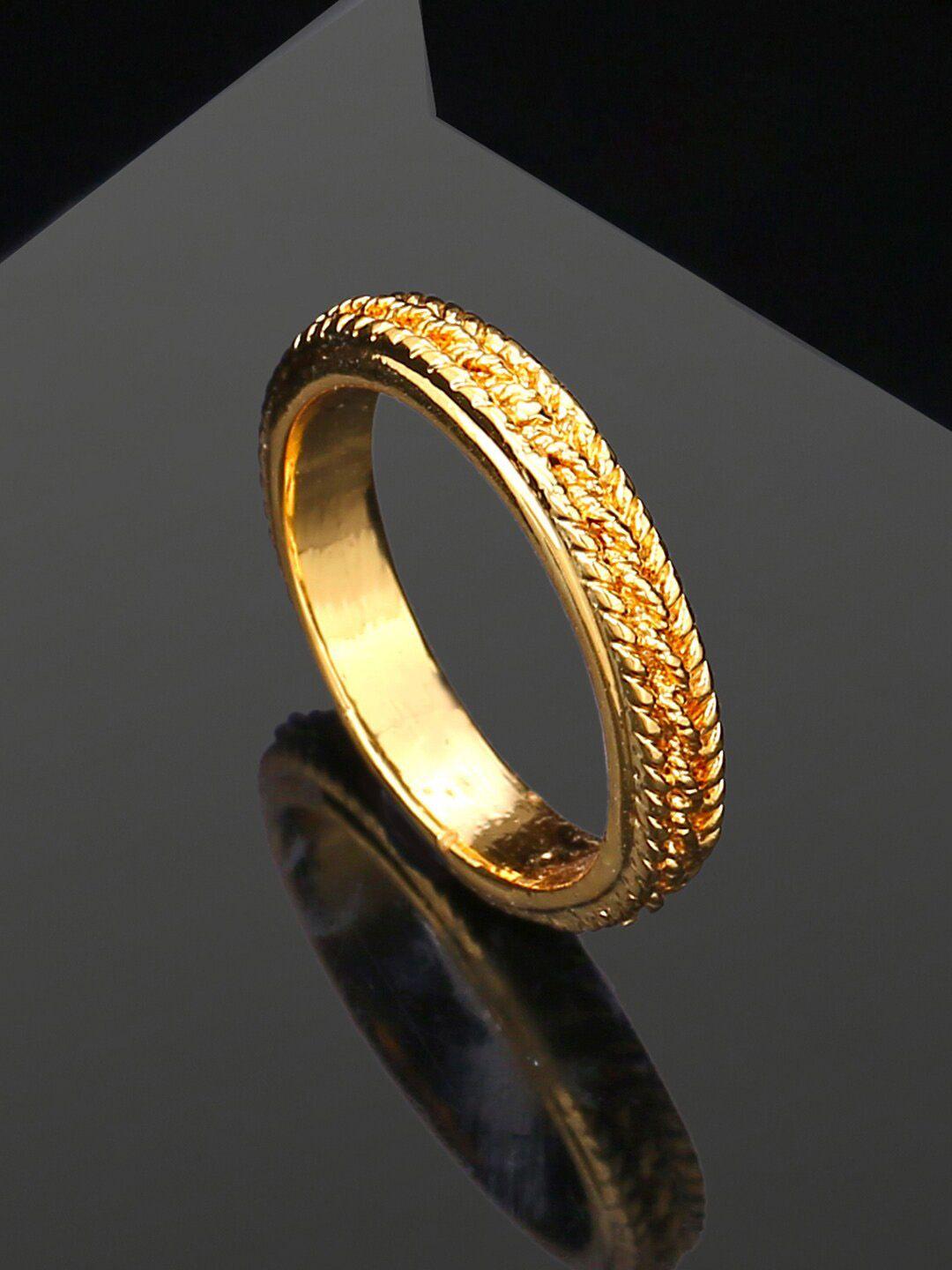 estele gold-plated textured slip-on finger ring