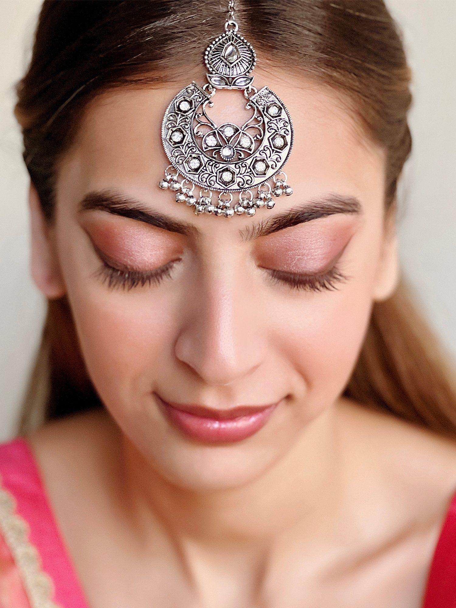 ethnic silver oxidised maang tikka with minimal design