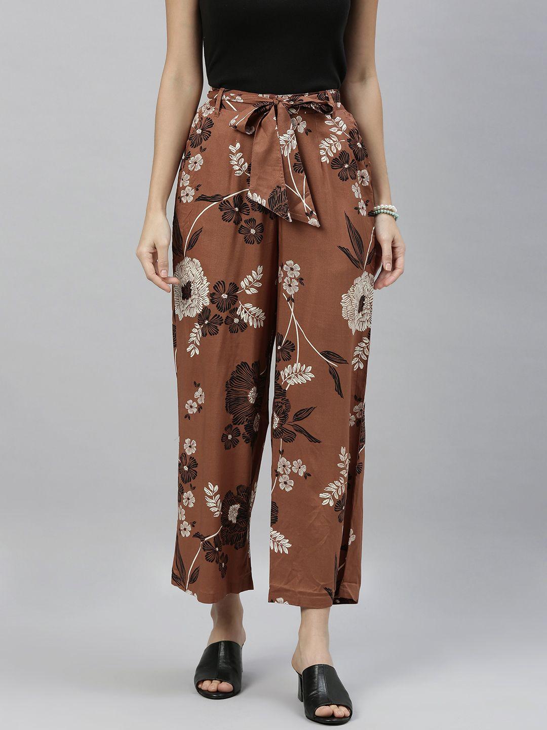 etiquette women brown & off-white loose fit floral printed cropped parallel trousers