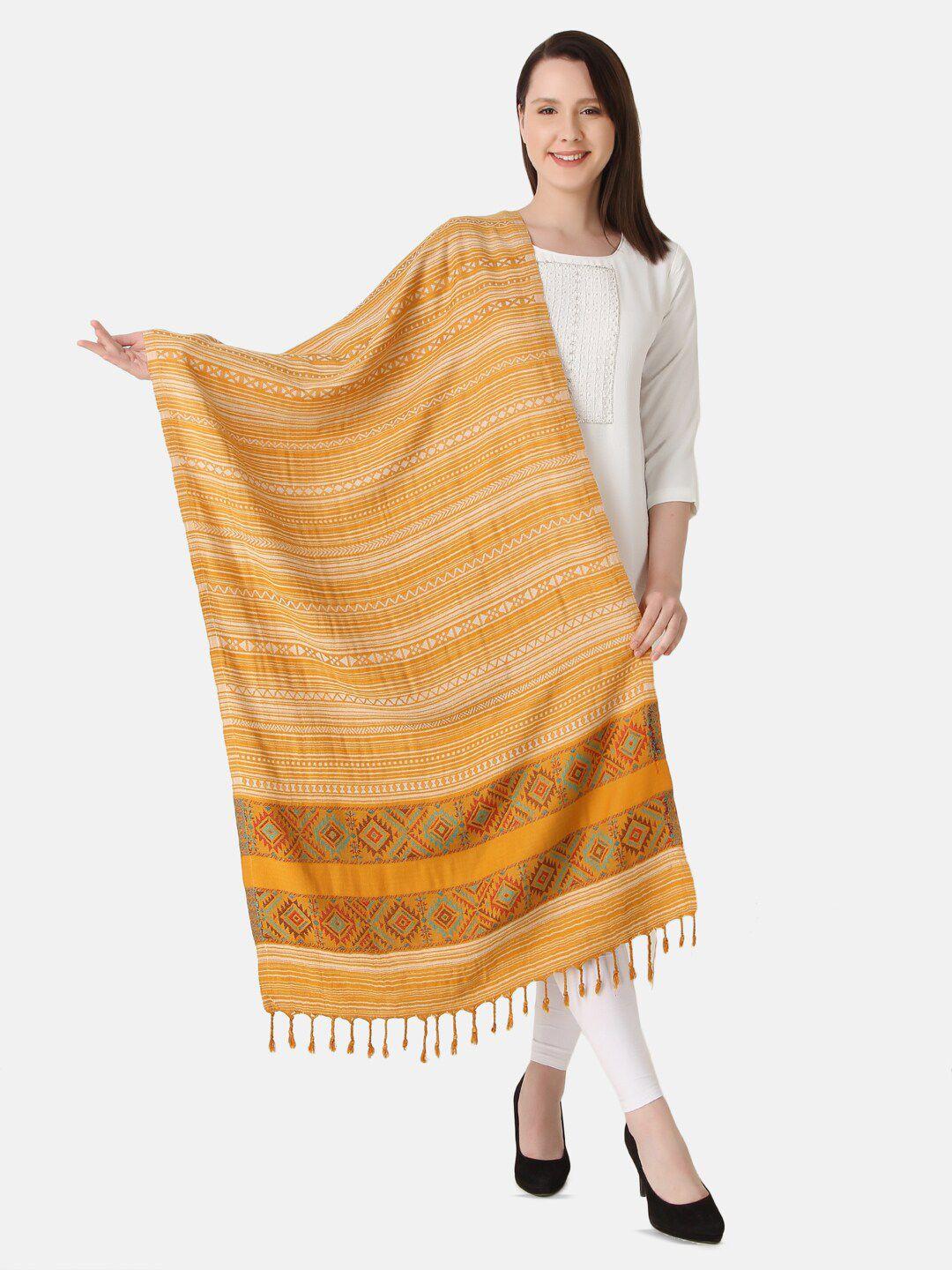 evaz woven design tasselled border woolen shawl