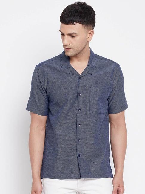 even blue regular fit printed shirt