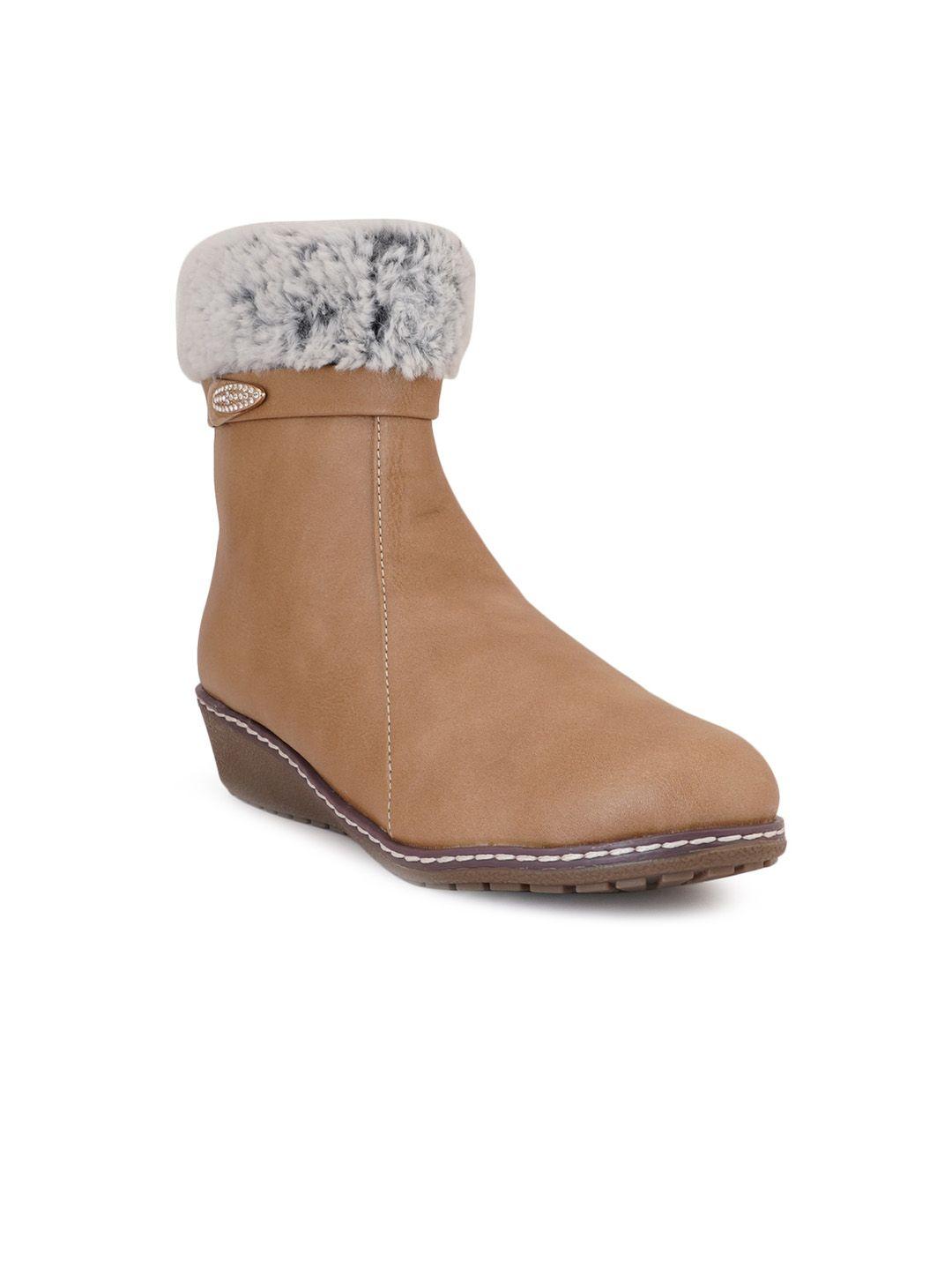 everly women brown textured fur winter boots