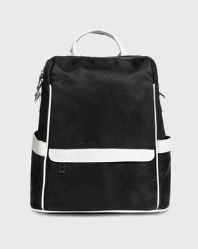 everyday backpack with adjustable straps