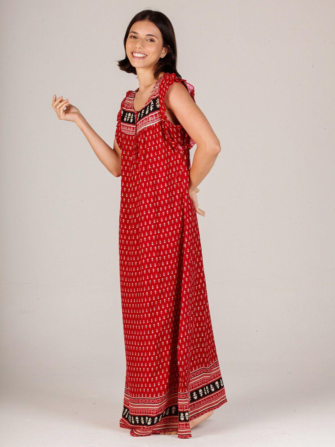 evolove women maroon printed maxi nightdress